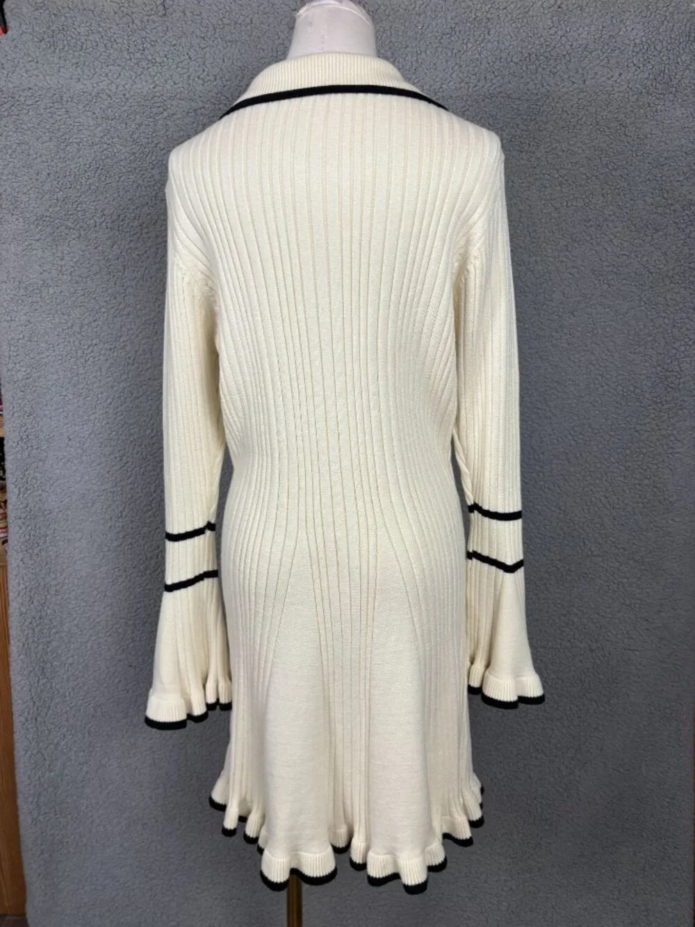 Women's Ribbed Knit Sweater Mini Dress Cream -Black Trim -Size XL New With Tags. - Picture 5 of 8